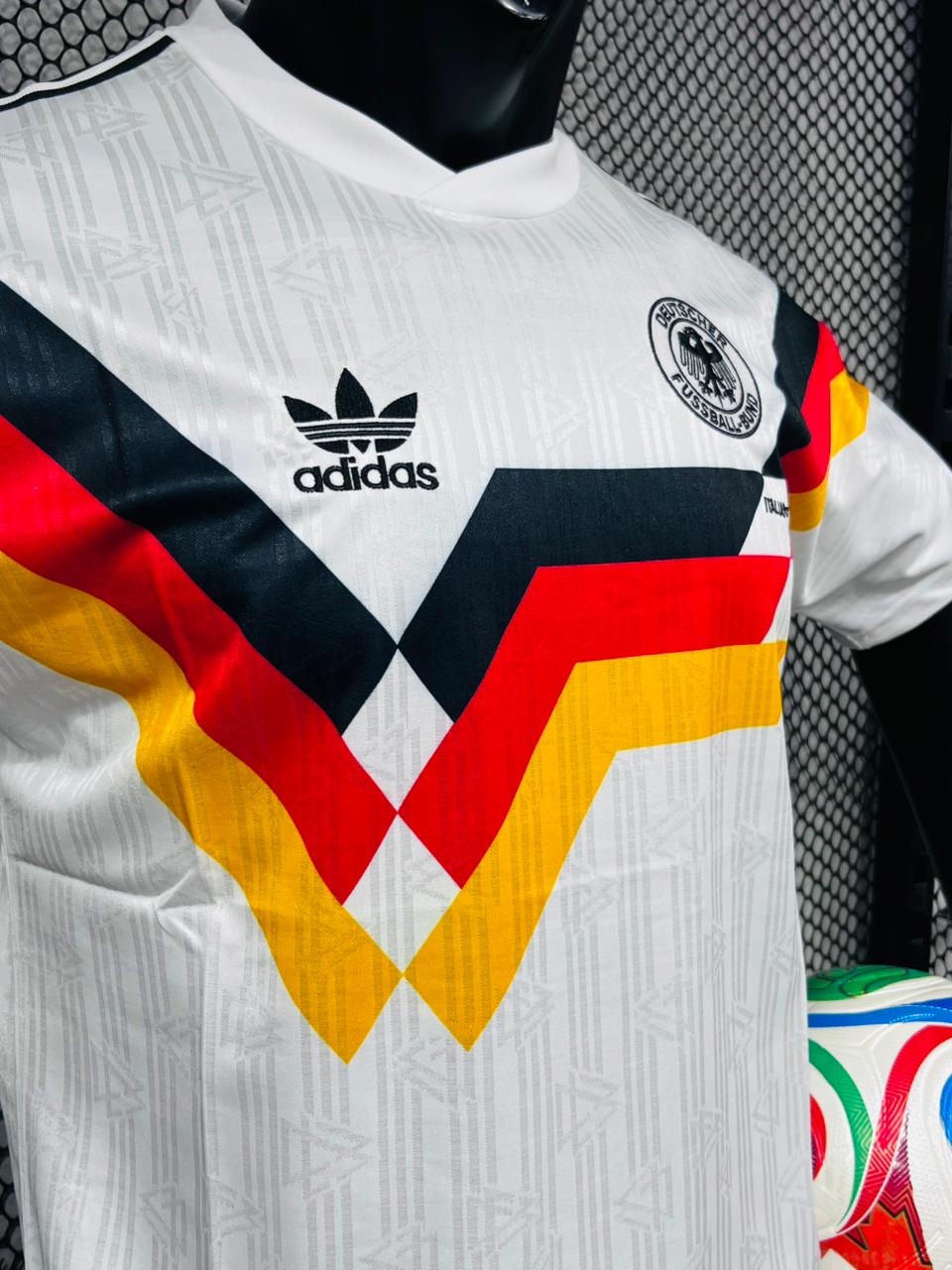 Deutch Classic tee 1990 Home