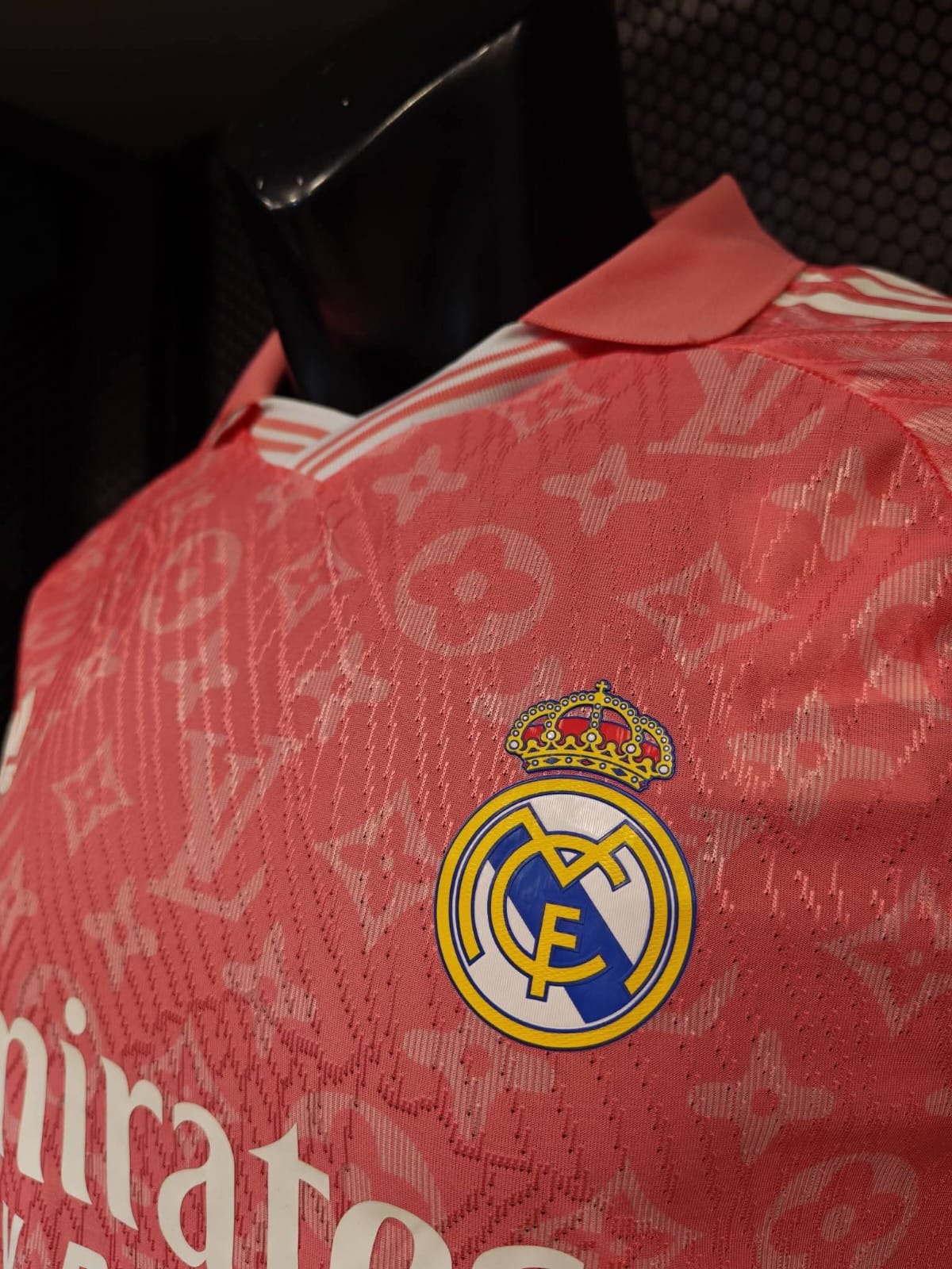 real madrid collab lv-pink