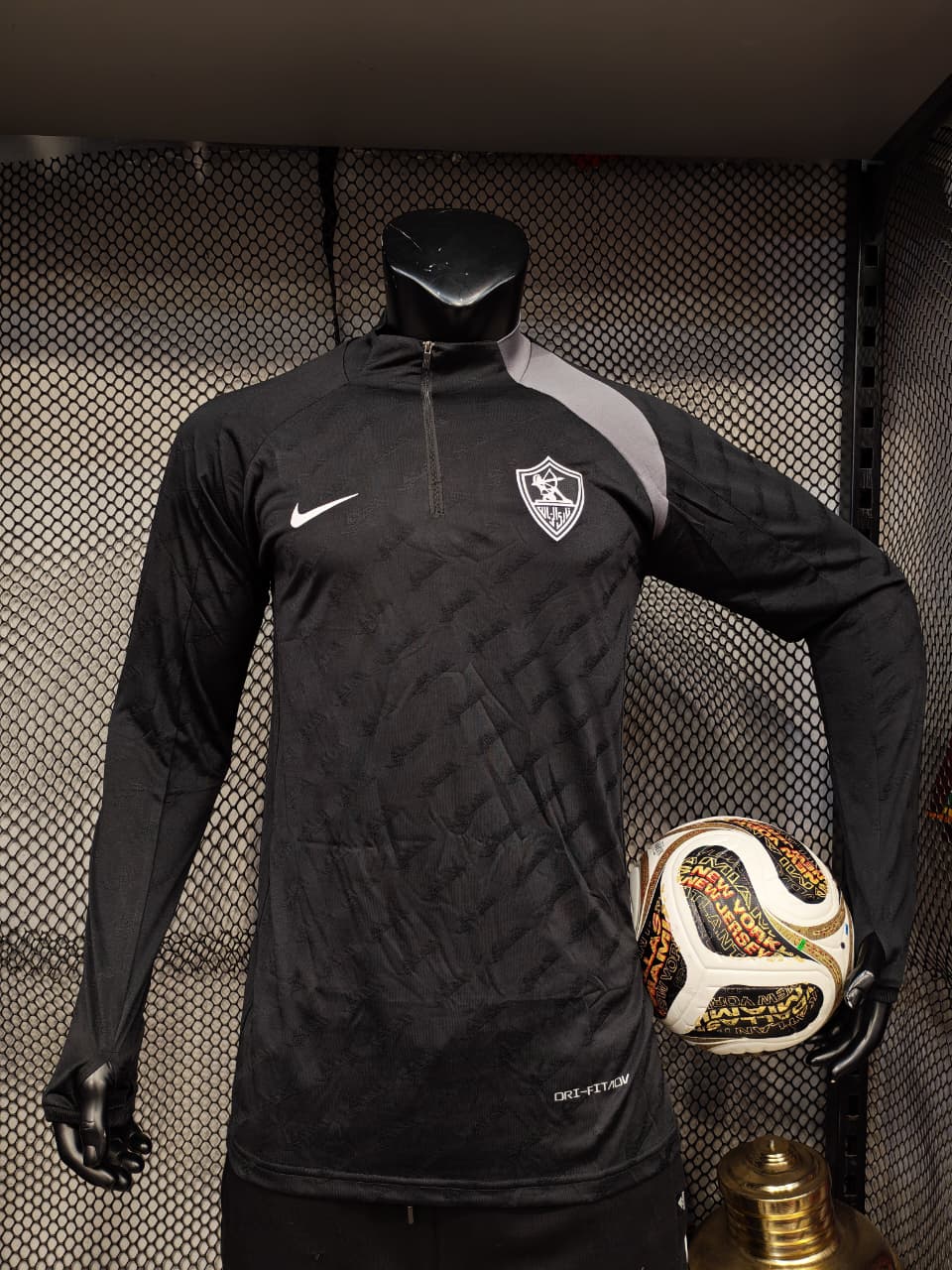 تراك الزمالك الاسود