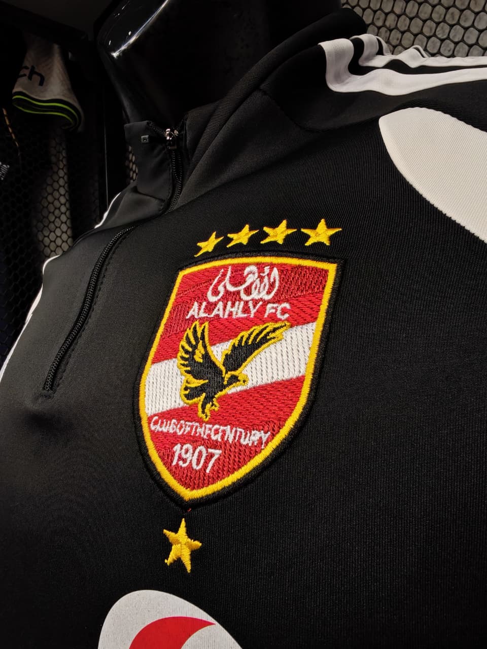 تراك الاهلي الاسود تطريز 26/27