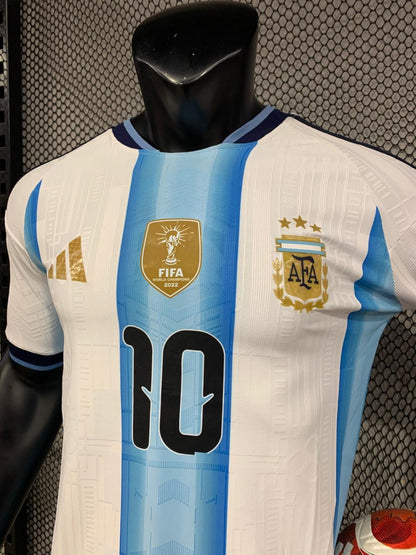 تيشرت منتخب الارجنتين الاساسي مع طباعة ميسي 10