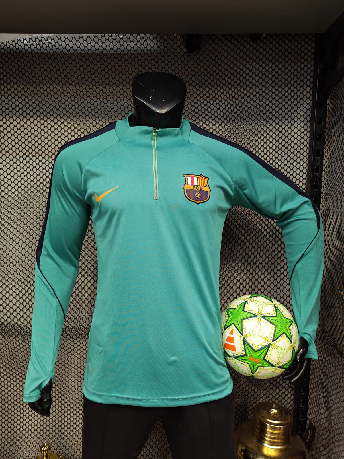 تراك برشلونه التاني 26/27