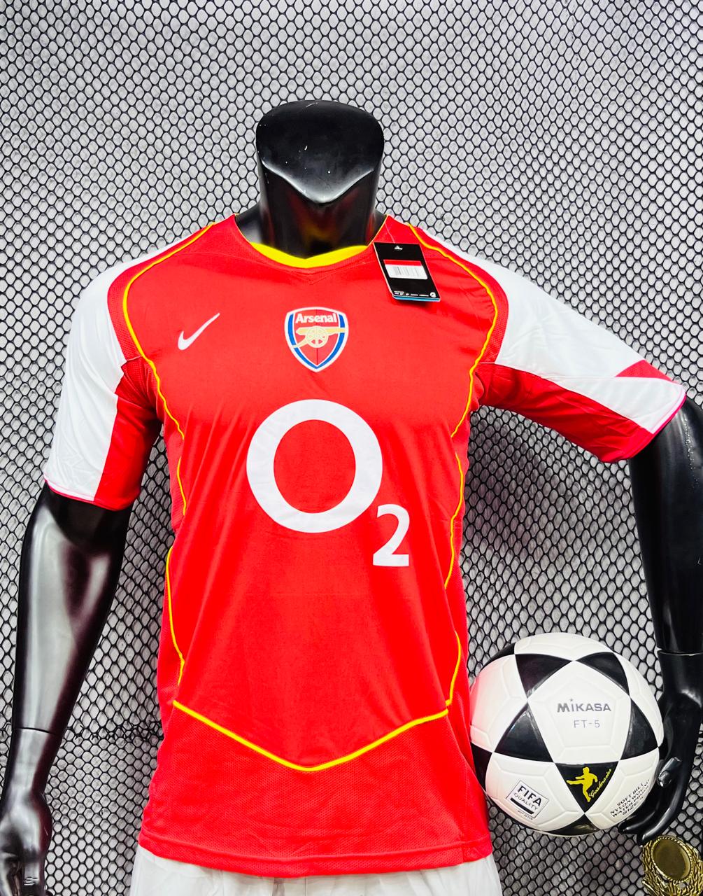 Arsenal 2004/2005 Home