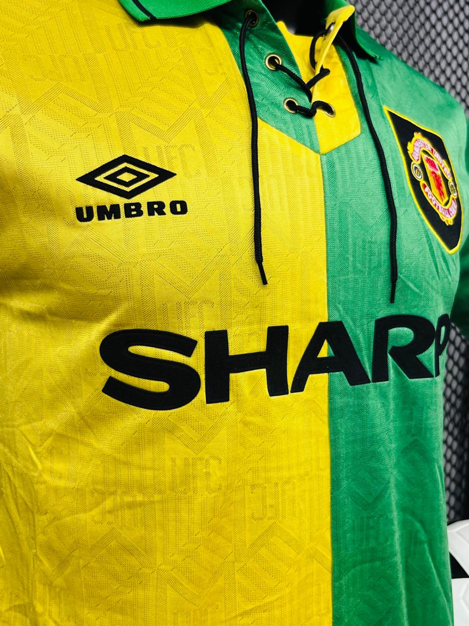 Manchester United 92/94 Away