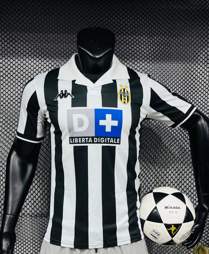 Juventus 98/99 Home