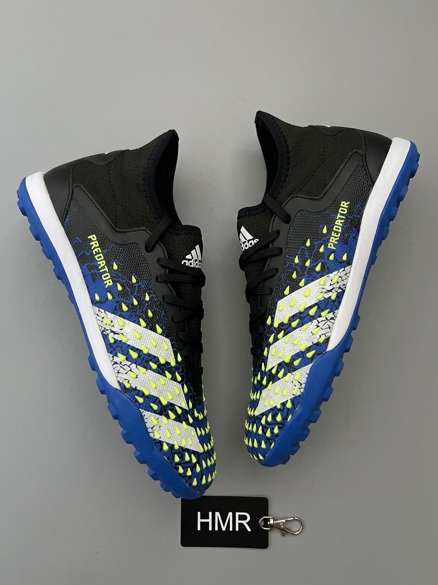 Adidas Predator ترتان
