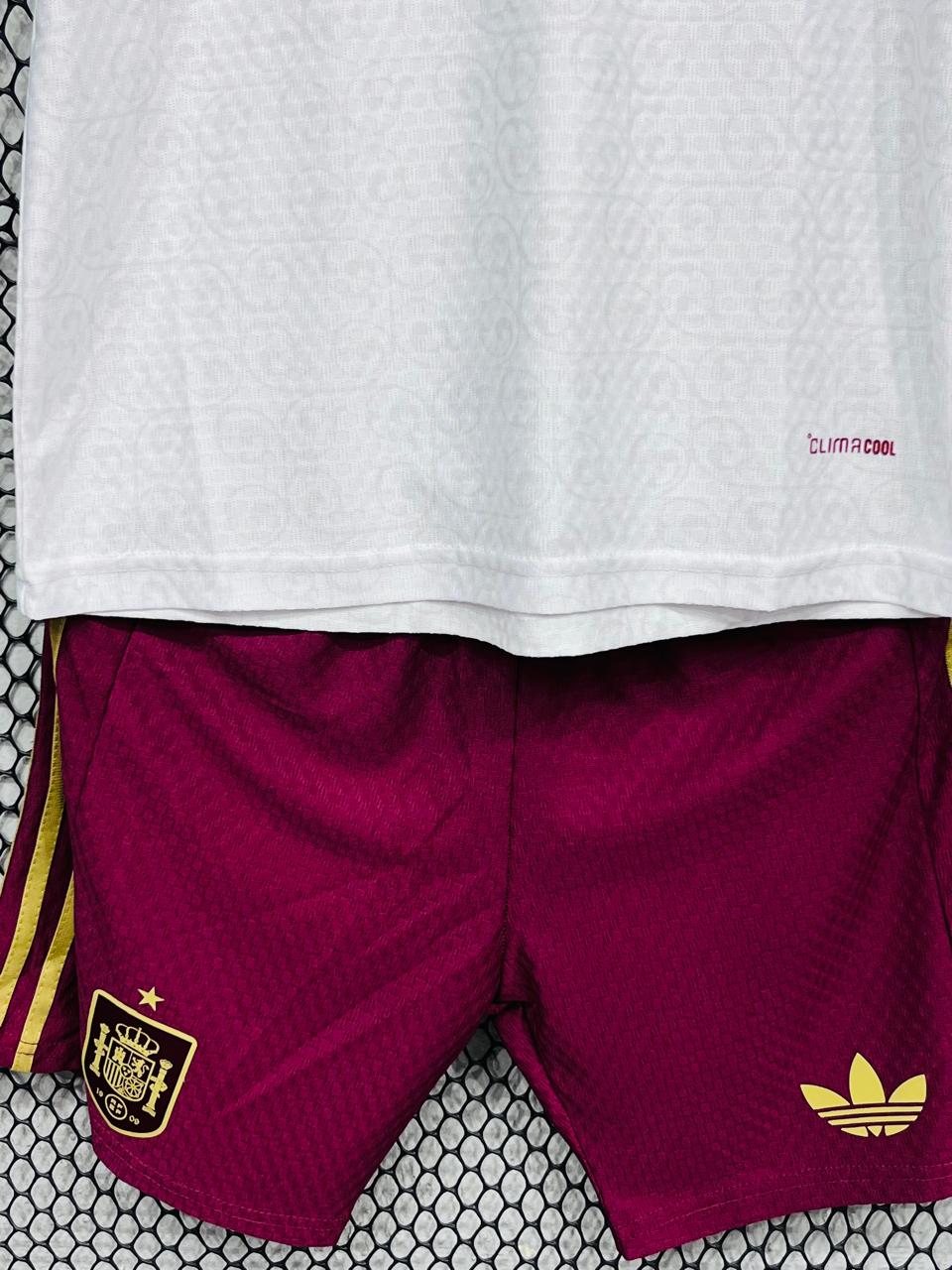 Spain Away 26/27