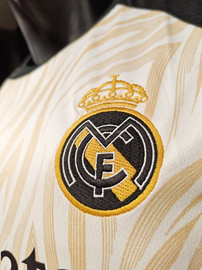 تيشيرت ريال مدريد تخيلي تطريز