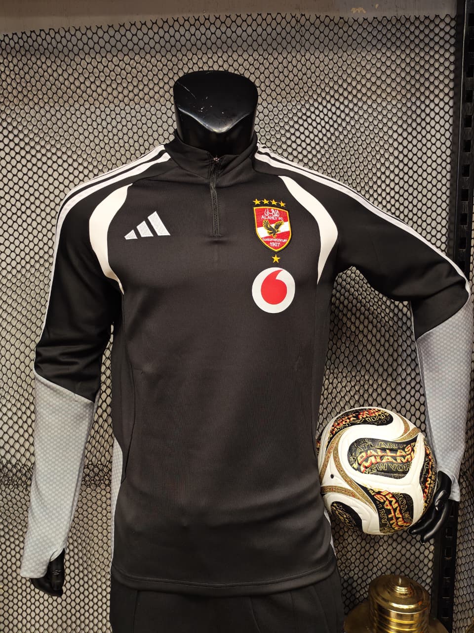تراك الاهلي الاسود تطريز 26/27