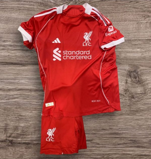 طقم ليفربول اطفال 26/25