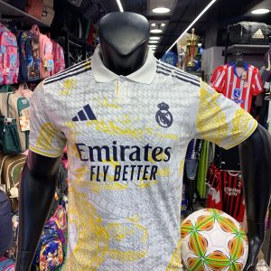 ريال  مدريد التخيلي مستورد 26/25