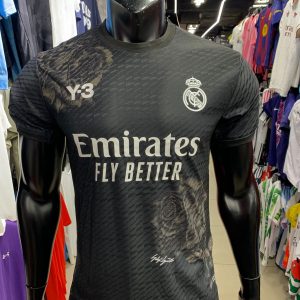 ريال مدريد مستورد y3