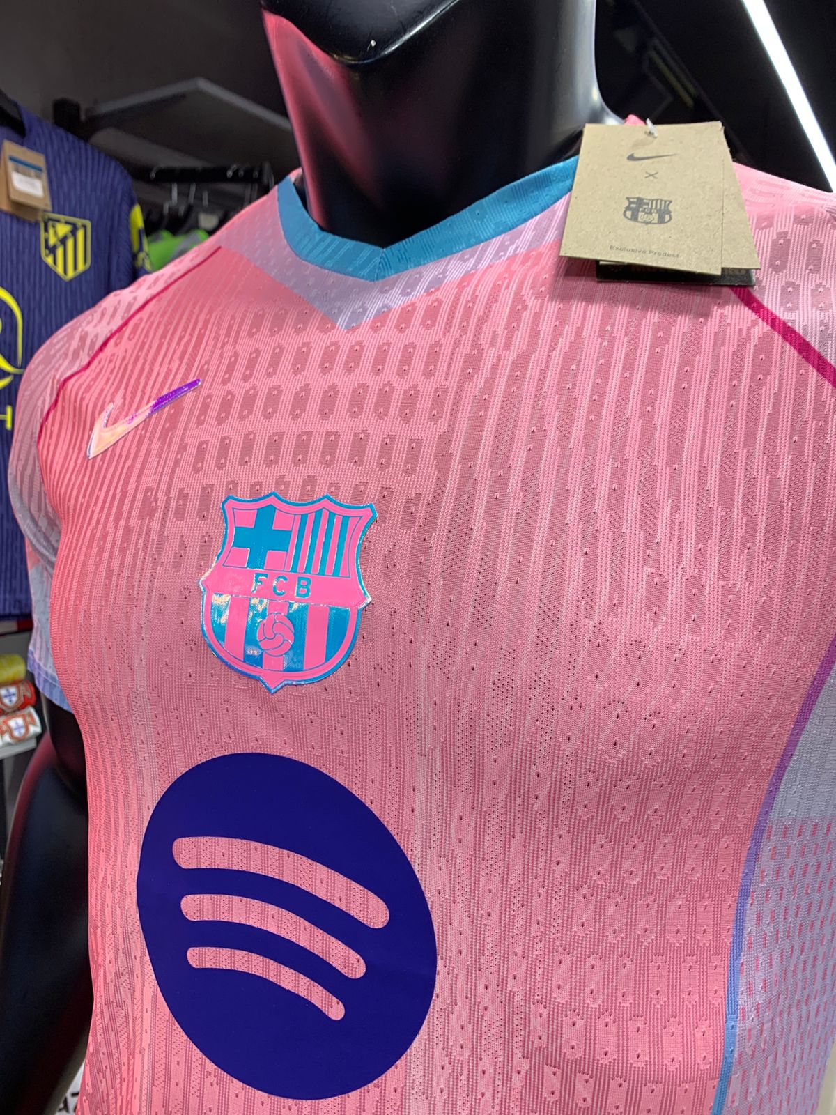 برشلونه البينك بلاير مستورد 26/25 - الصورة 3