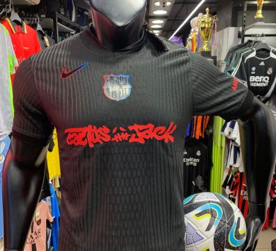 برشلونه ترافيس كوت بلاير ايديشن