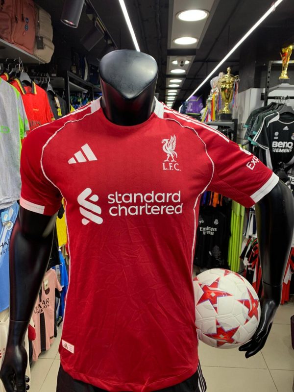 ليفربول الاساسي بلاير ايديشن 26/25