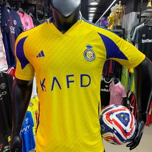 النصر السعودي الاساسي بطباعه رونالدو 25/24