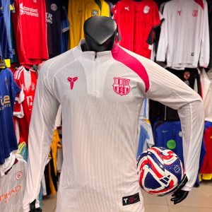 تراك برشلونه الابيض