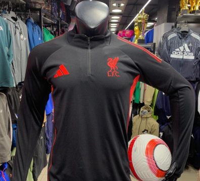 تراك ليفربول الاسود