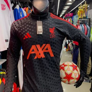 تراك ليفربول الاسود