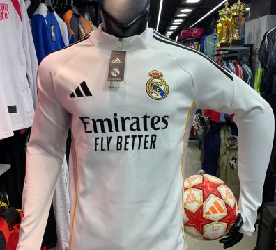 تراك ريال مدريد الابيض