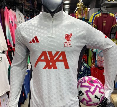 تراك ليڤربول الابيض تطريز