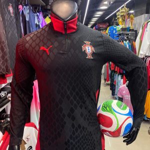 تراك البرتغال الاسود