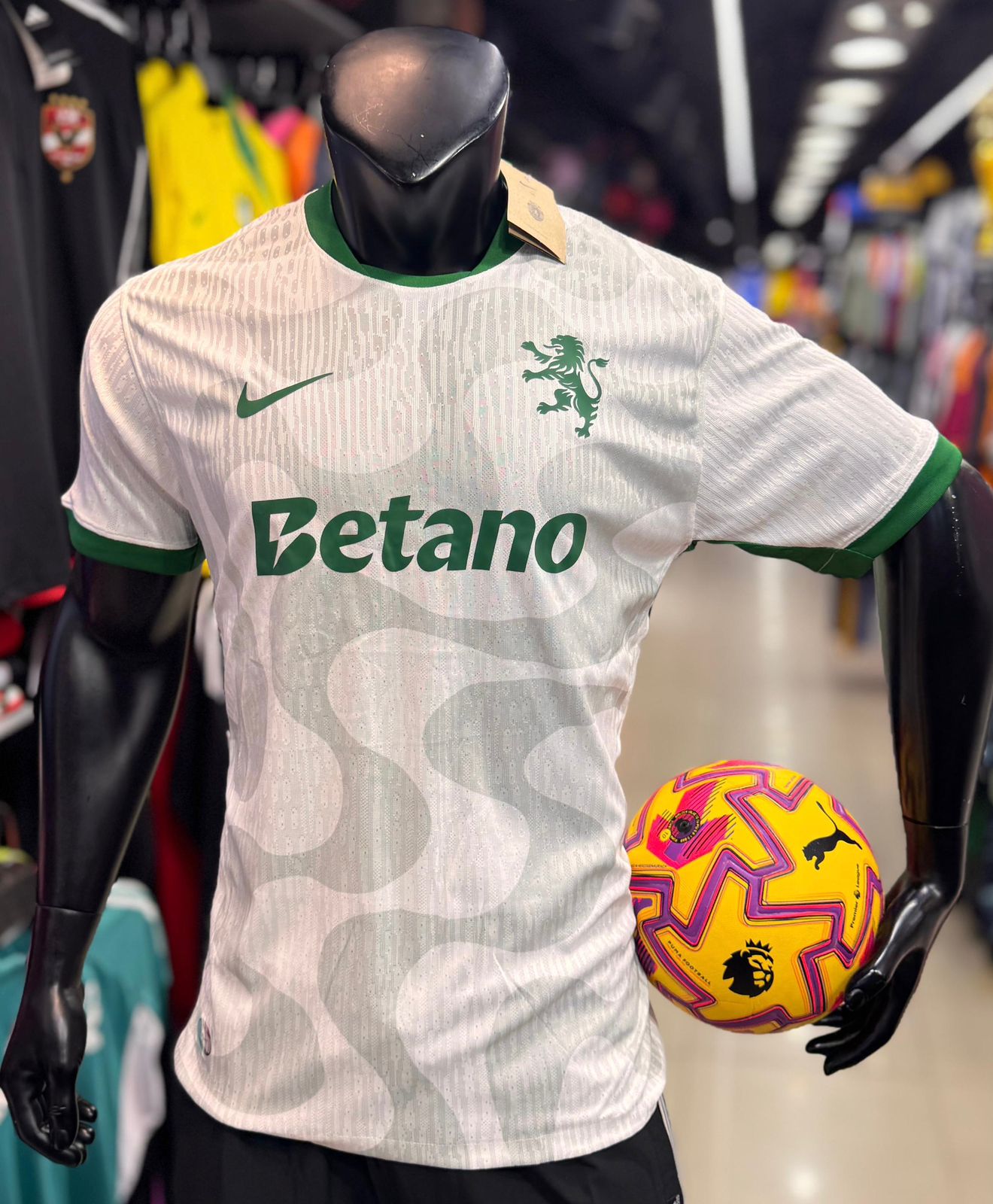 تيشرت سبورتنچ لشبونه الاحتياطي بلاير ايديشن