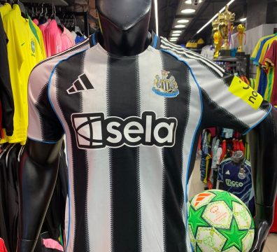 تيشرت نيوكاسل الاساسي باير ايديشن