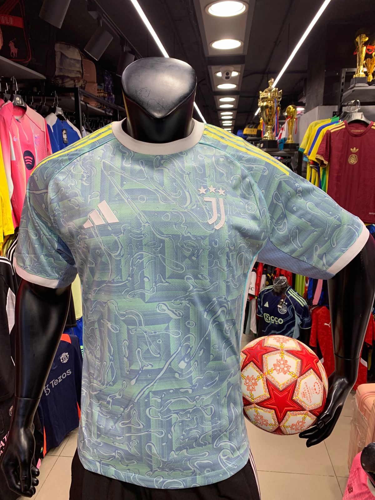 تيشرت يوڤنتوس الاحتياطي بلاير ايديشن