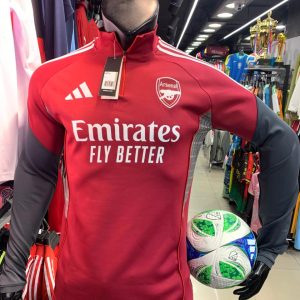 تراك ريال مدريد احمر ف رمادي بشعارات تطريز