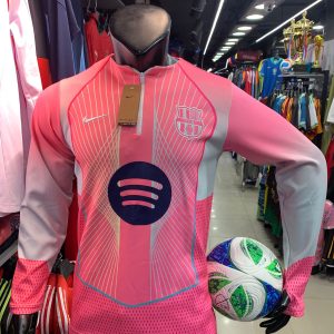 تراك برشلونه البينك بشعارات تطريز