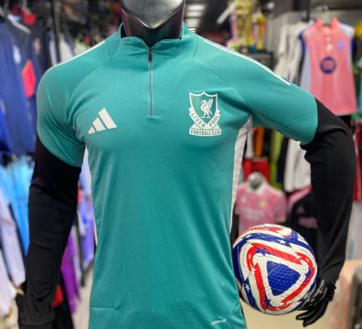 تراك ليفربول اخضر
