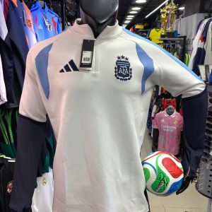 تراك الارجنتين الابيض