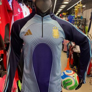 تراك الارجنتين كحلي