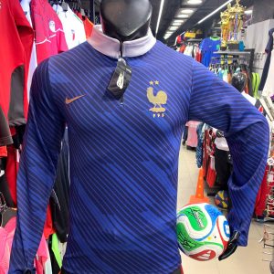 تراك فرنسا الازرق